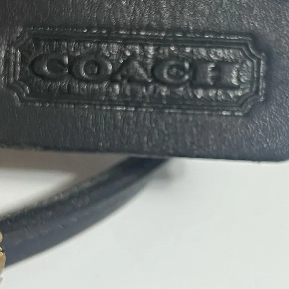 Coach vintage Black Leather Crossbody Bag made in USA1015-217